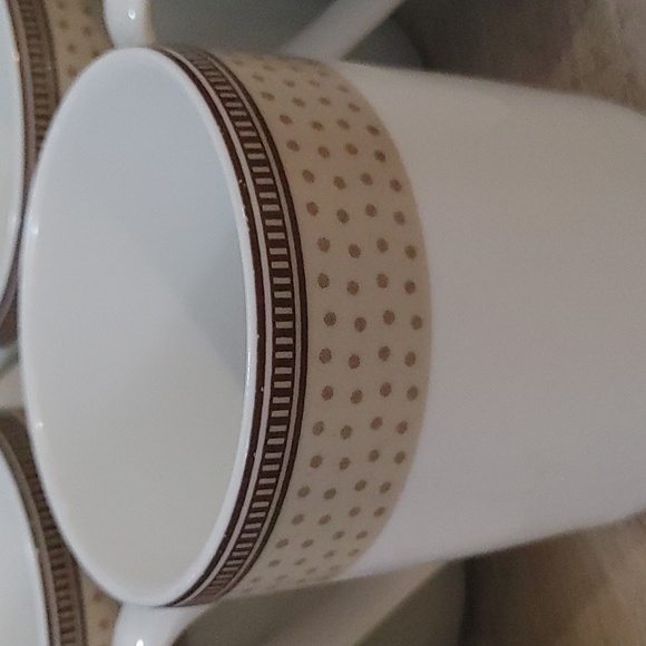 Royal doulton coffee mugs rare - Picture 2 of 4